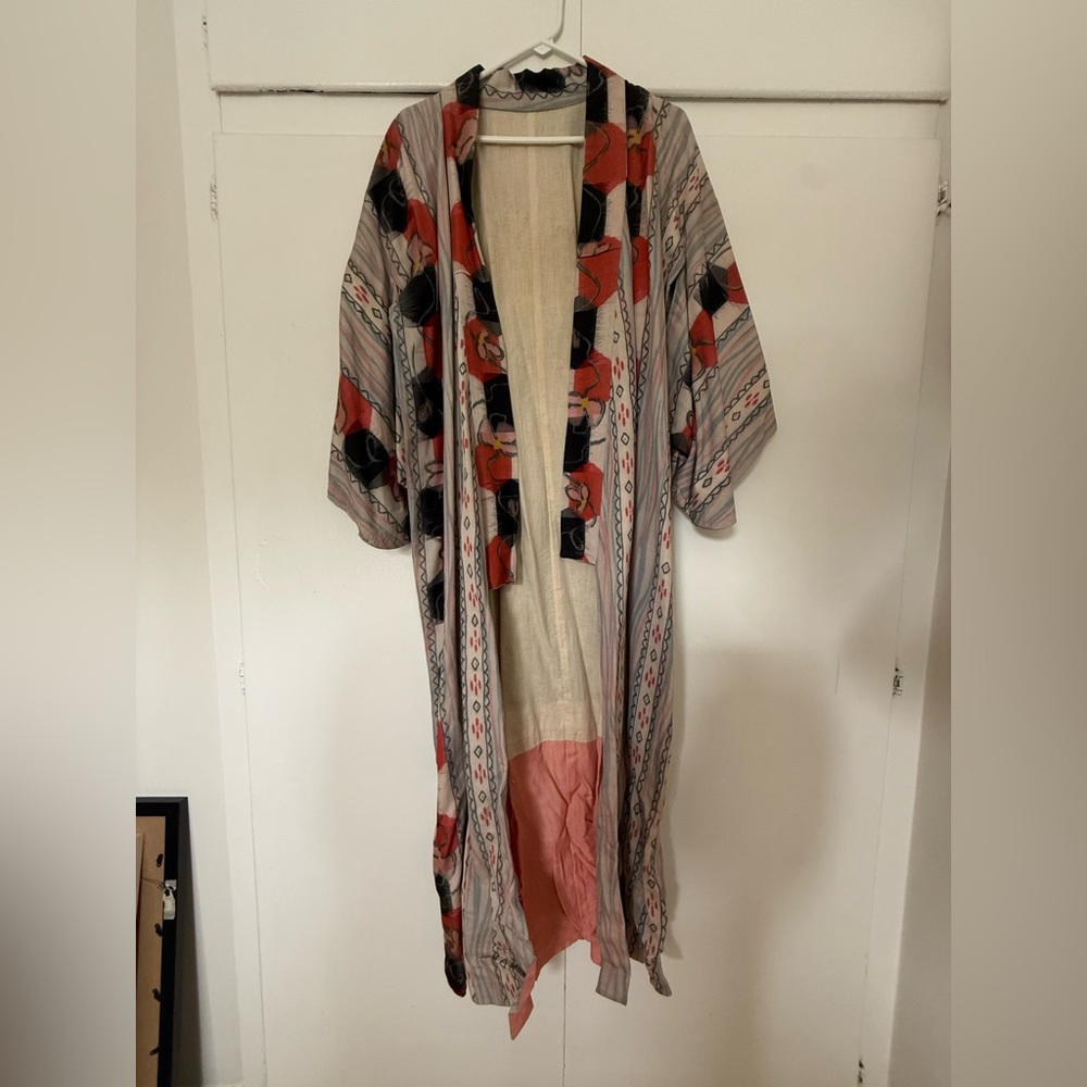 Vintage Floral Print Long Kimono Robe in Cream, Coral, Light Blue and Navy